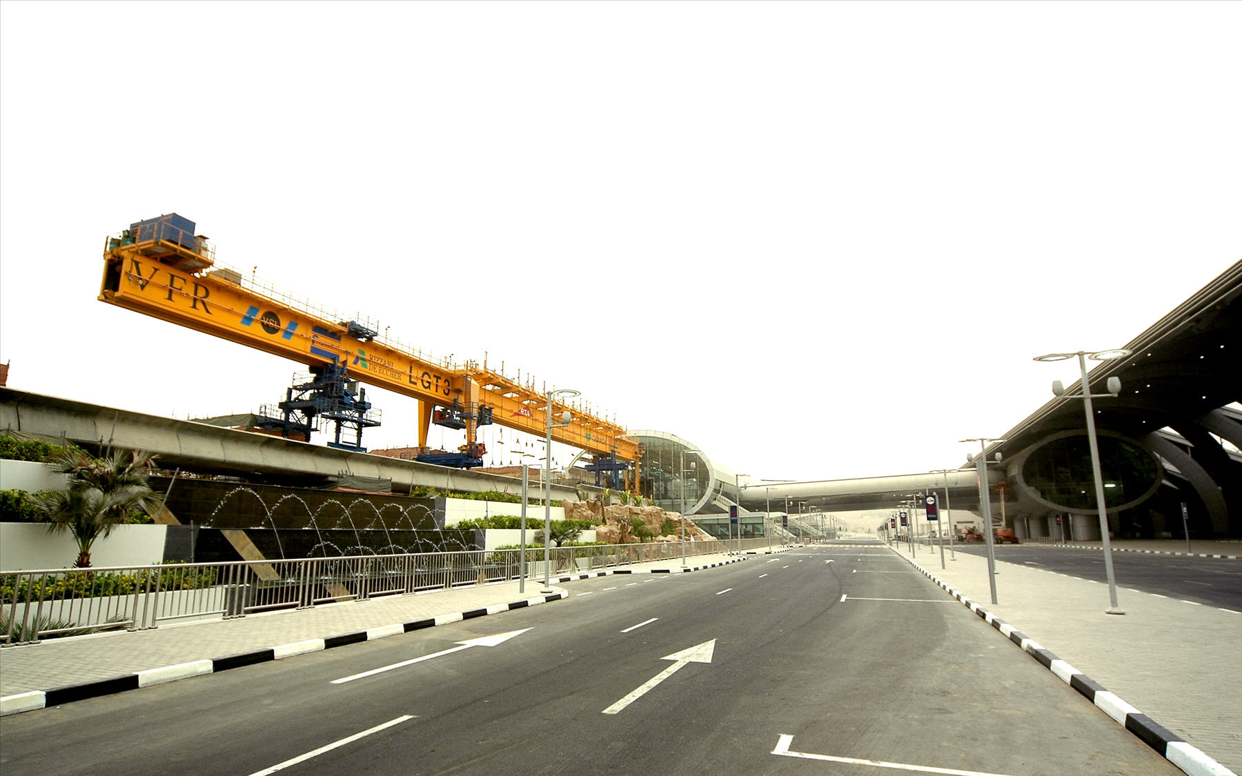 Launching Gantry 'Airport new Terminal 3, Dubai Metro Project' UAE klick to enlarge